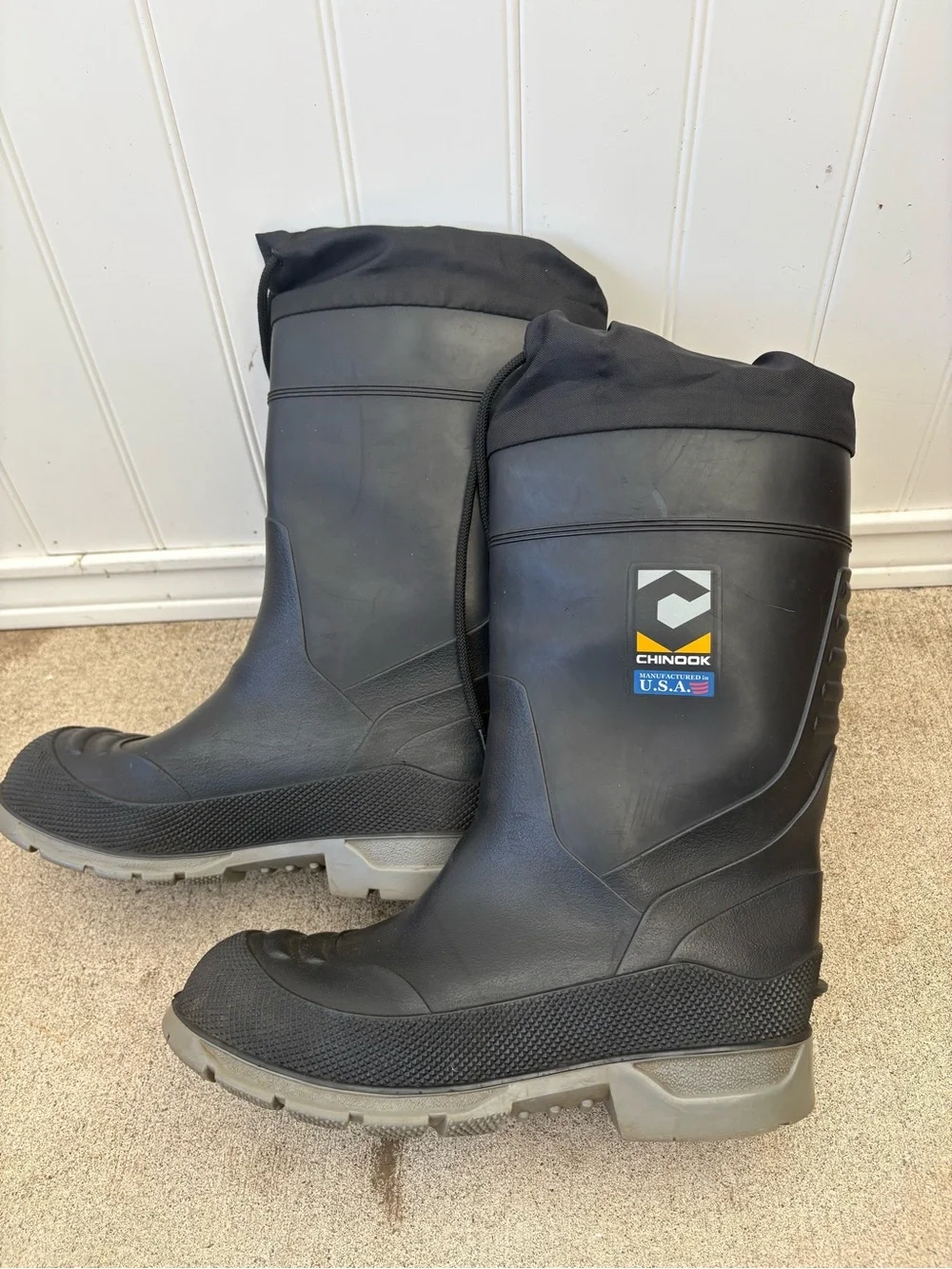 Men’s Black Chukka-Style Rubber Work Boots